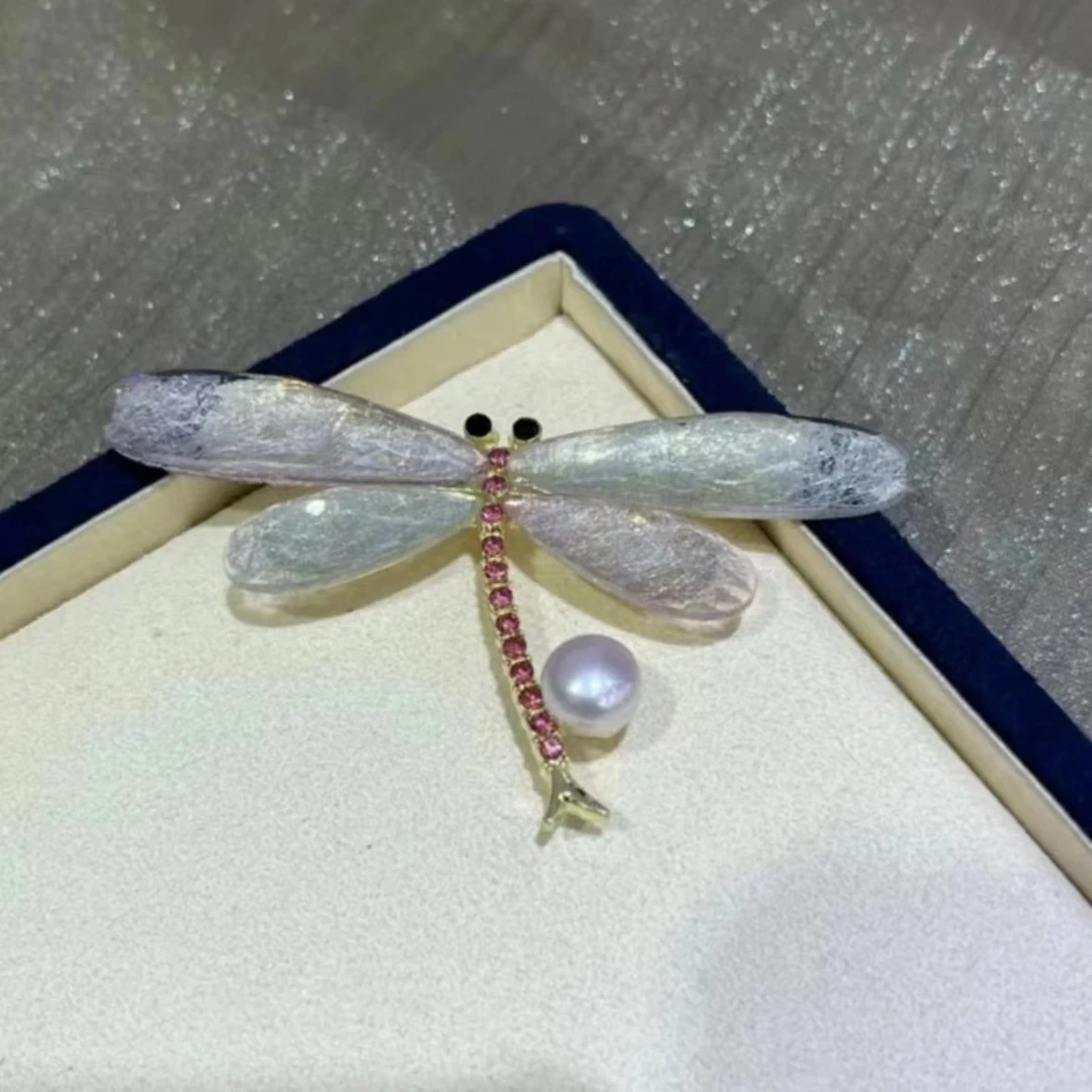 【王公子】淡水珍珠/精致蜻蜓胸针轻奢简约手工紫色可爱复古/合金