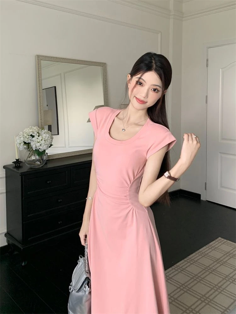 赫本风纯色修身蚂蚁腰连衣裙夏季甜美气质小众设计感收腰显瘦长裙