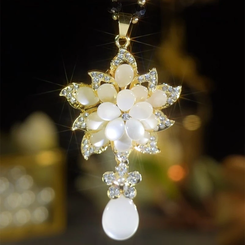 铜合金亚克力项链 花开富贵毛衣链秋冬长款轻奢时尚饰品衣服配饰