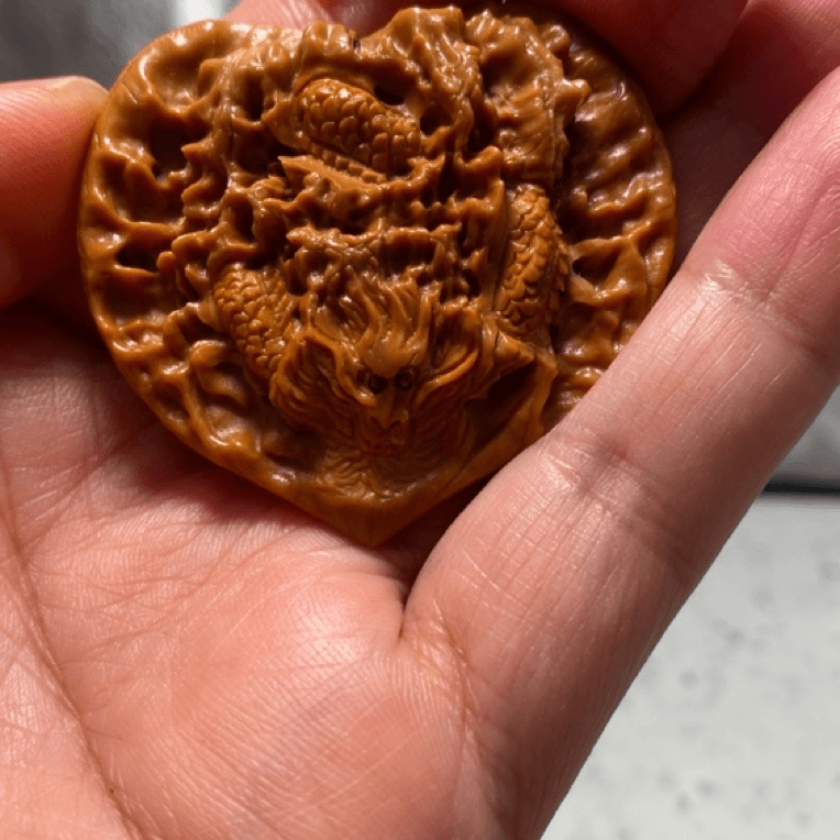 福利苏工核雕纯手工老核桃雕刻，大运祥龙之龙运吉祥，等待有缘人来