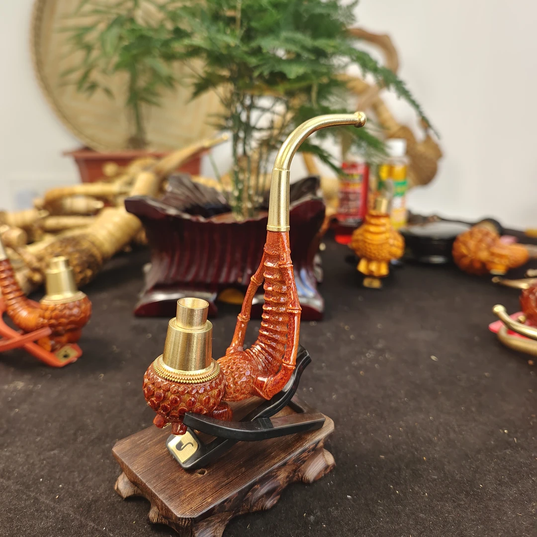 贵州民间烟斗实心竹雕刻红色一弯分体镂空工艺包铜翅膀16公分