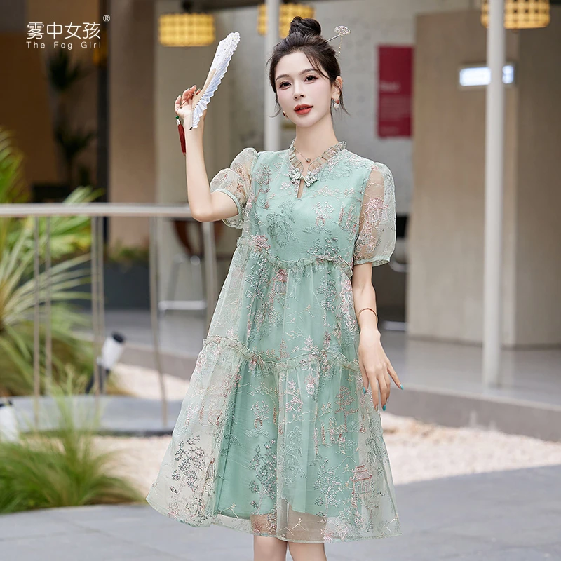 新中式风刺绣拼接设计连衣裙女2024年夏季新款气质时尚优雅百搭