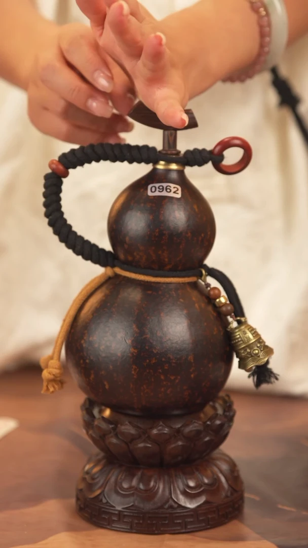 【闪购商品】962大漆酒葫芦一物一拍