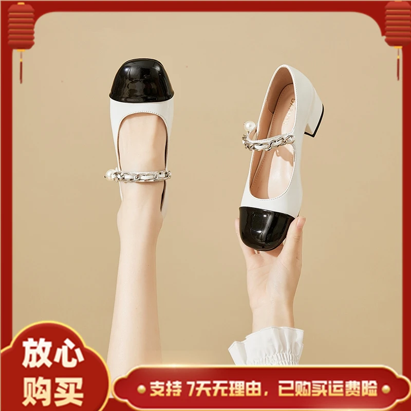 达芙妮一脚蹬凉鞋复古法式气质粗跟中跟渔夫时尚女单鞋小香风新款