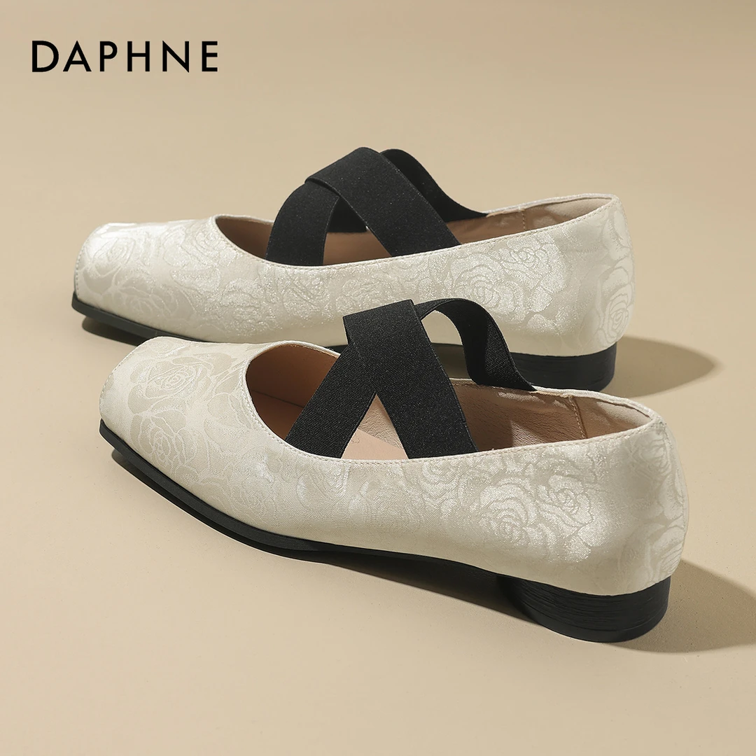 达芙妮猪鼻子方头玛丽珍鞋女鞋2025新款夏季芭蕾单鞋交叉绑带鞋子