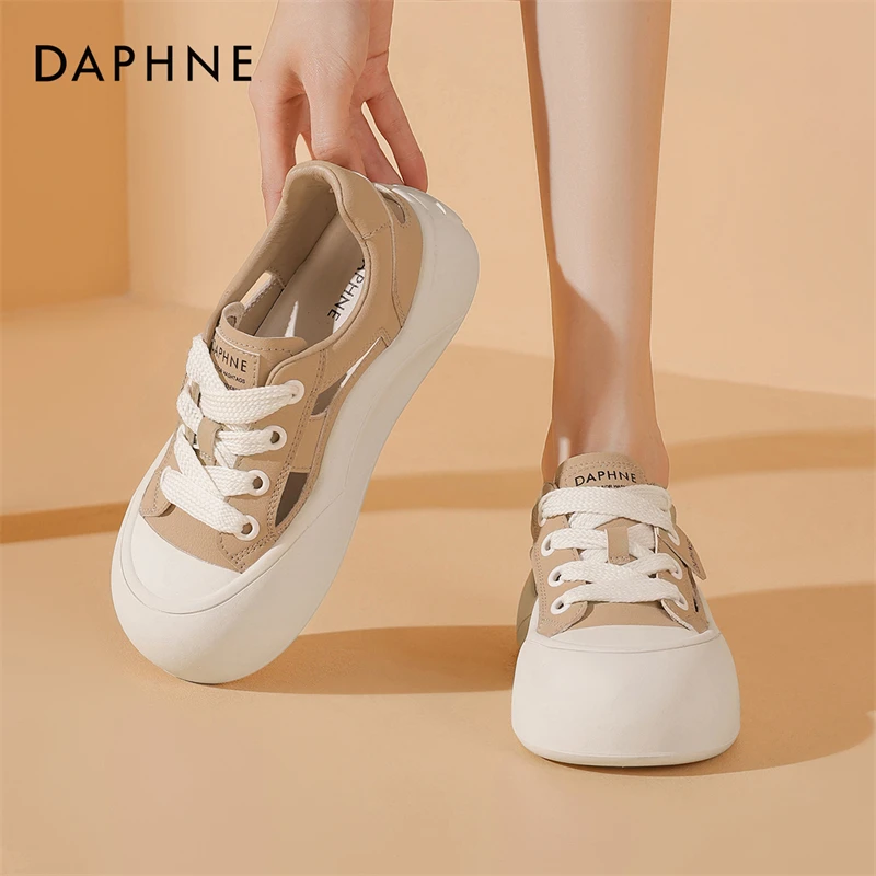 达芙妮时尚板鞋女2025年新款秋季低帮透气镂空薄款低帮日常运动鞋