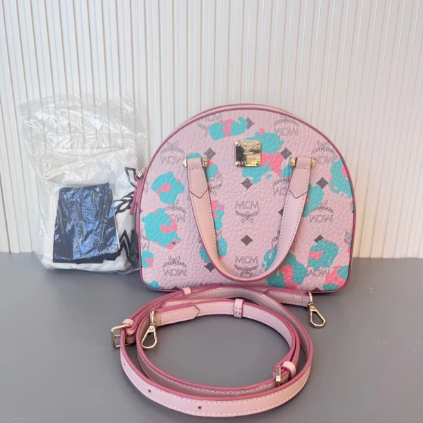 95新 包不多先生 琅迪 Mcm 粉色手提包 公价5000 mmes027