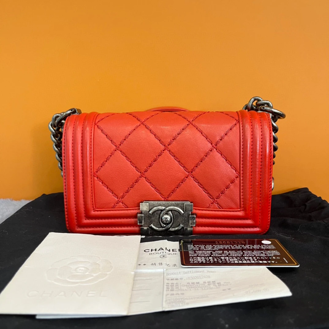 95新 包不多先生 琅迪 香奈儿 leboy 红色小号公价44500 cnes063