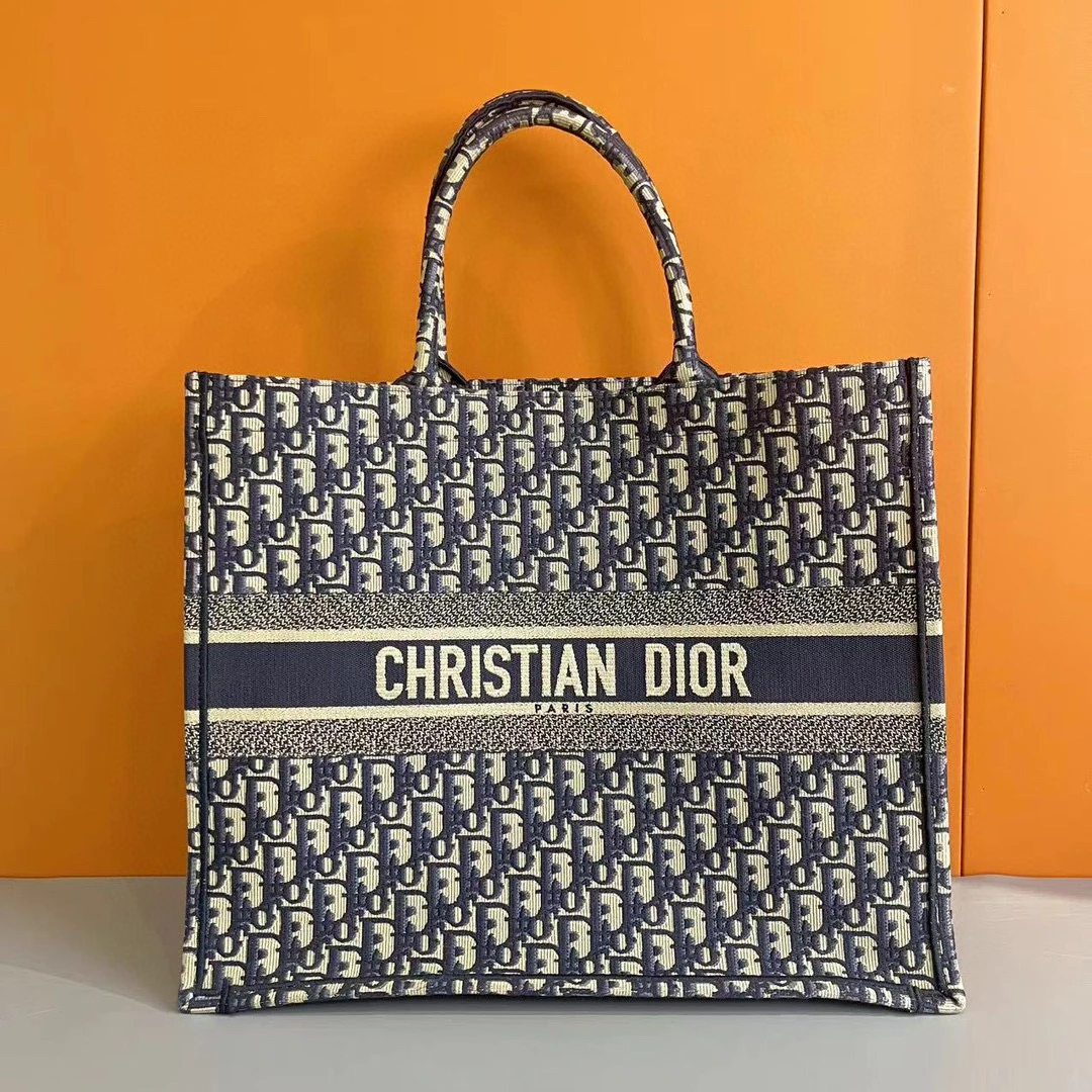 95新 奢小二 琅迪 Dior 大号老花蓝色托特 公价26500 does046