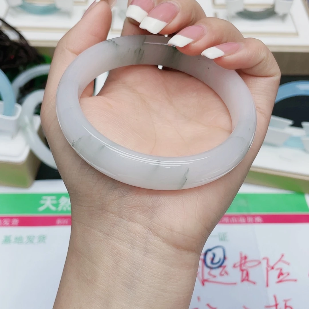 【闪购商品】石英质玉手镯未镶嵌cz19-62.7