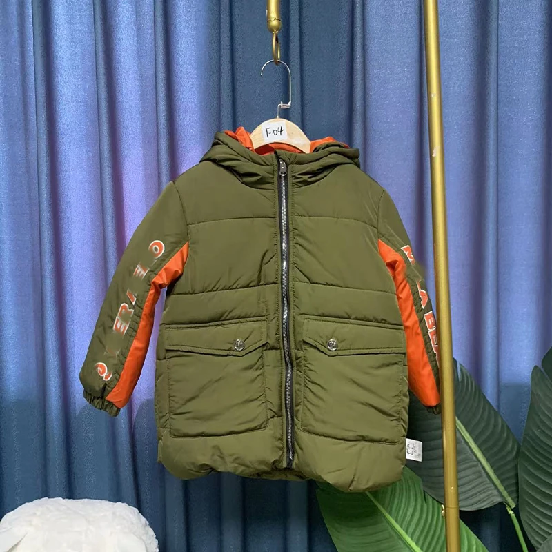 F04   童装  新款秋冬款中童带帽棉服 0943121B