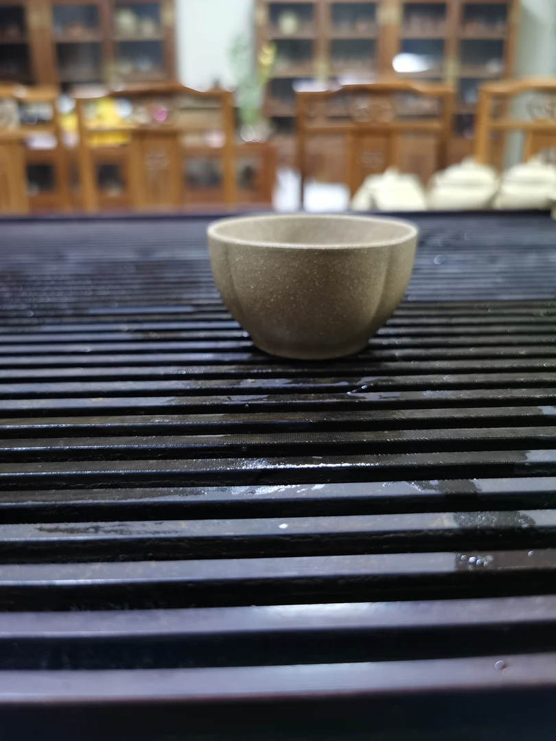 紫砂柴烧杯普洱茶杯筋纹紫砂杯，段泥，容量60cc，半手工