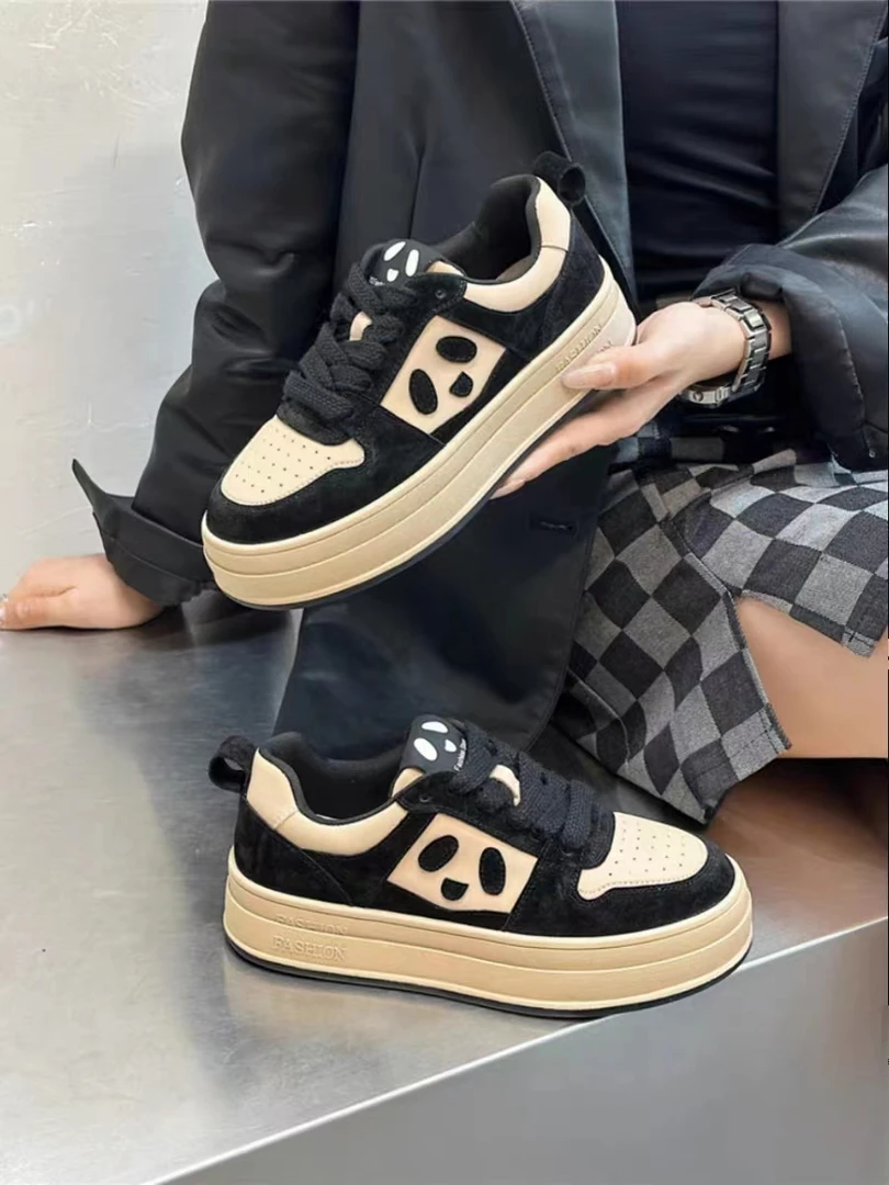 真皮网红熊猫鞋女2023新款圆头系带拼色休闲学院运动板鞋百搭单鞋