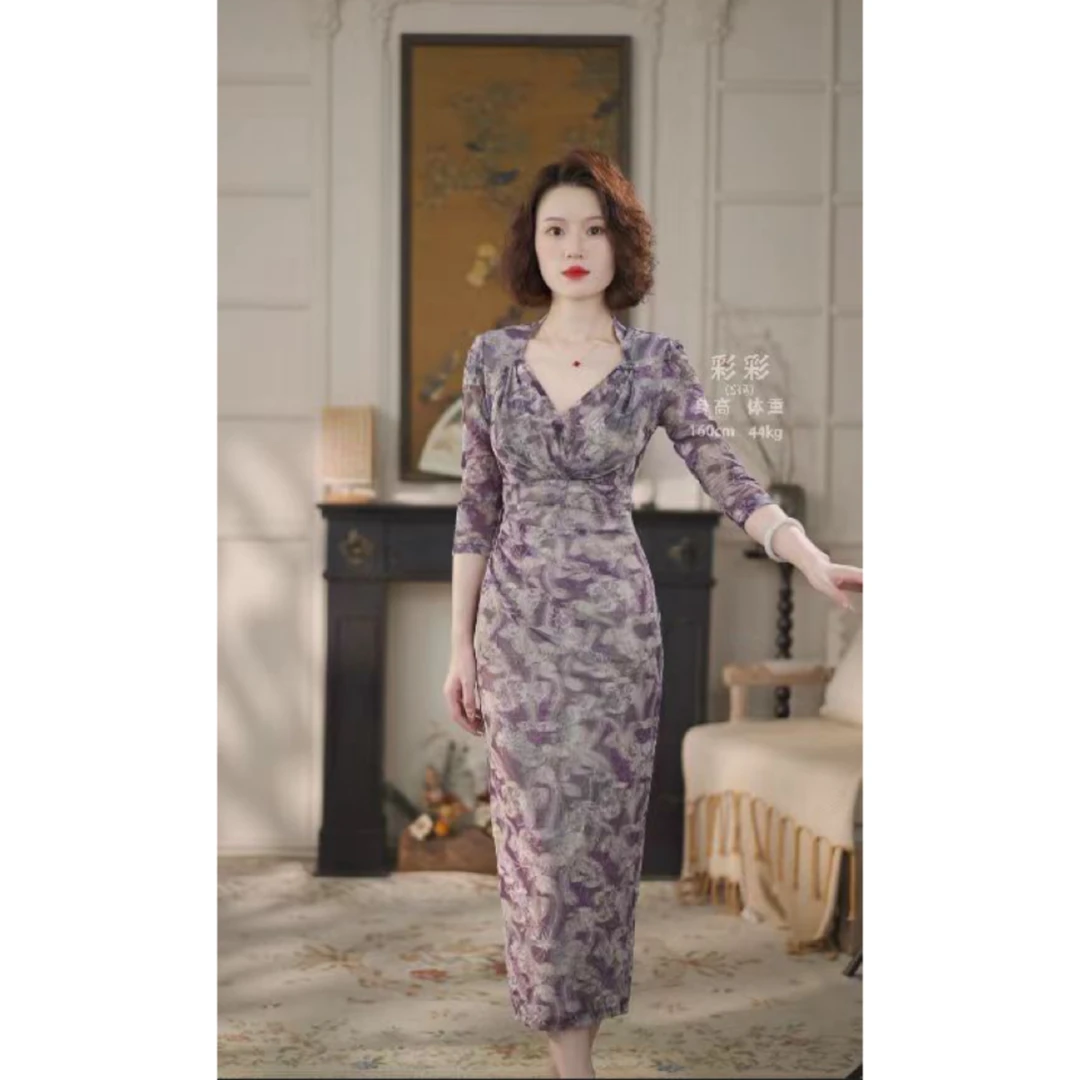 彩彩家【花间迷雾】夏季收腰修身款复古气质遮肉显白小众连衣裙