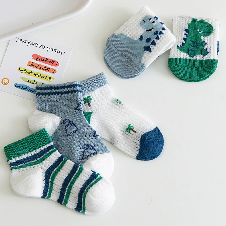 学生夏季透气运动袜儿童袜春夏薄款防臭洋气吸汗短筒袜浅口潮袜