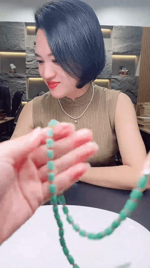 【闪购商品】翡翠挂件未镶嵌天然翡翠颈饰挂件吊坠