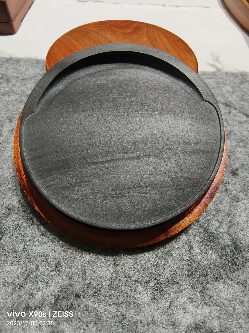 歙砚老坑龙尾石眉子坑眉纹9.4×9.4×1.6cm