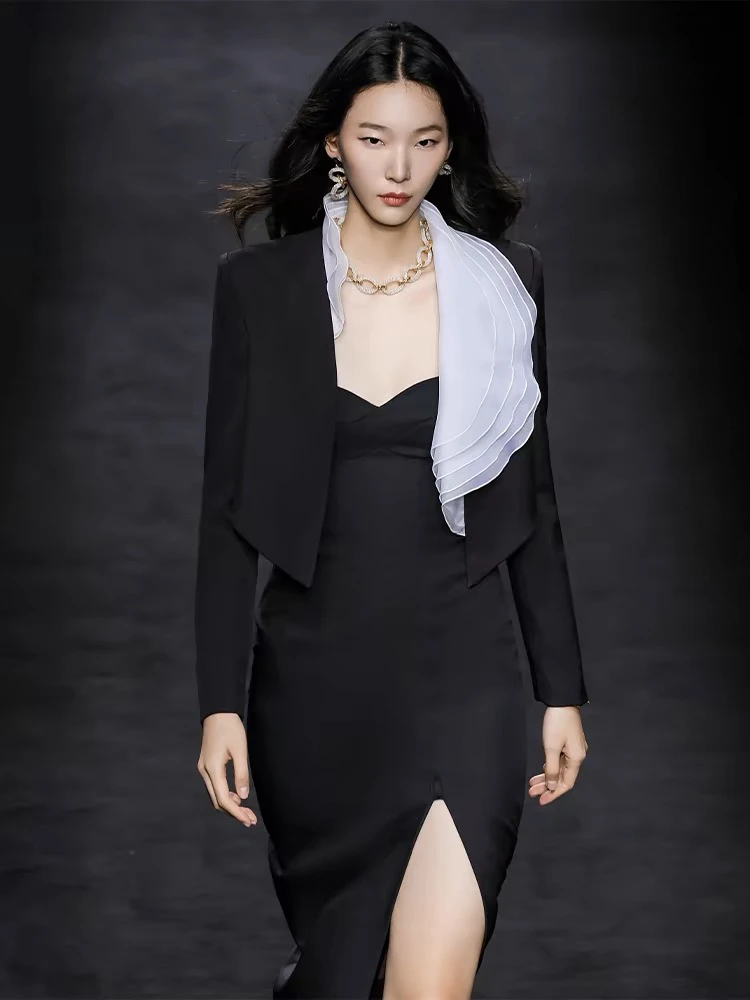 MAGGIE MA设计师款黑白拼接荷叶边叠层领设计知性优雅短款西装