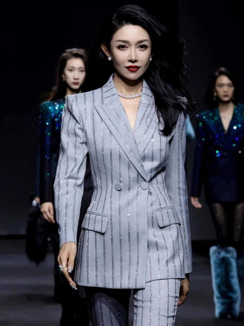 MAGGIE MA设计师款高级灰星光银河烫钻设计西装套装