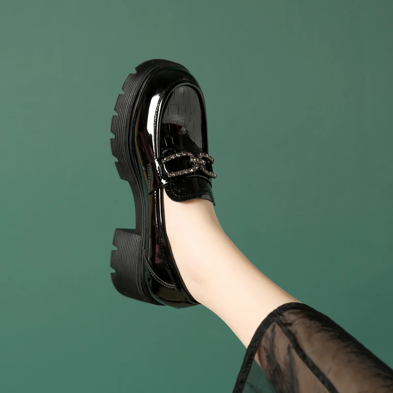 达莎琦欧若风2025春季新款设计师圆头小皮鞋女厚底水钻乐福鞋2328