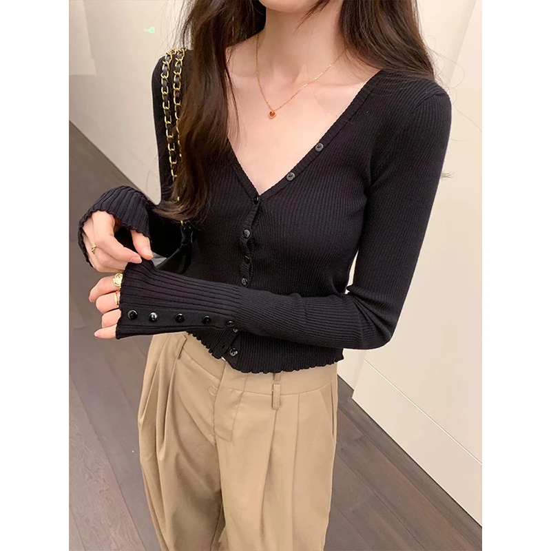 Moses Queen/魔西女王V领坑条木耳边长袖小心机低领毛衣针织开衫