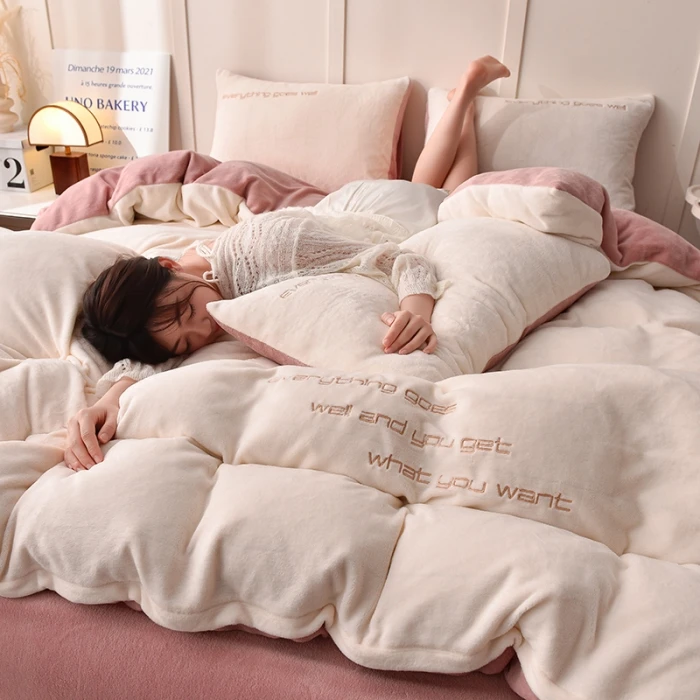 曼轩 入冬保暖新款A类轻奢高克重婴儿绒刺绣床单被套四件套 珂琳