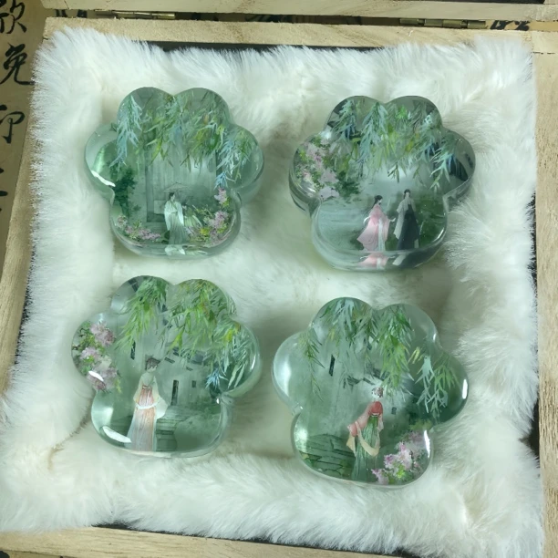 301-500)滴胶挂件清仓 有瑕疵介意勿拍