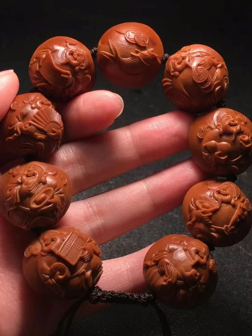 老树铁核，双面浮雕，《八大财神》2.25*2.2  留钻石散刀痕