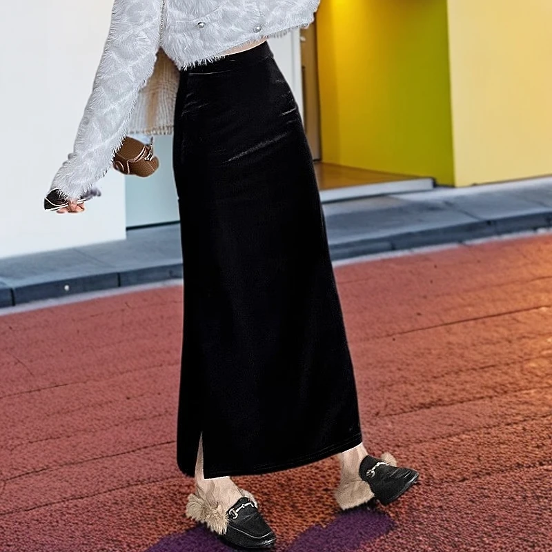 金丝绒半身裙黑色秋冬新款长裙高腰开叉复古显瘦气质小黑裙一步裙