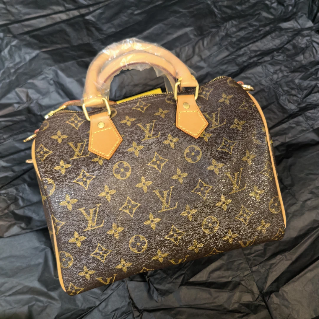 95新 LouisVuitton/路易威登 【如意优选】/枕头25/更新植鞣革