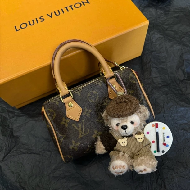 99新 LouisVuitton/路易威登 【小芳】/大枕头mini/换植鞣革
