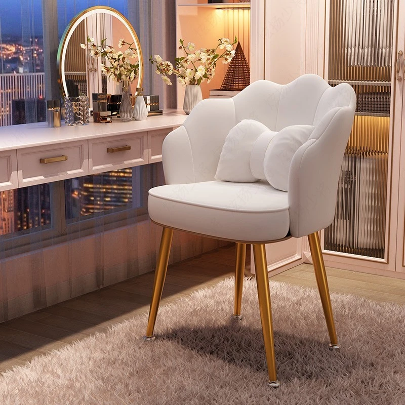 化妆椅子轻奢女生卧室简约现代梳妆台凳子靠背网红ins美甲花瓣椅