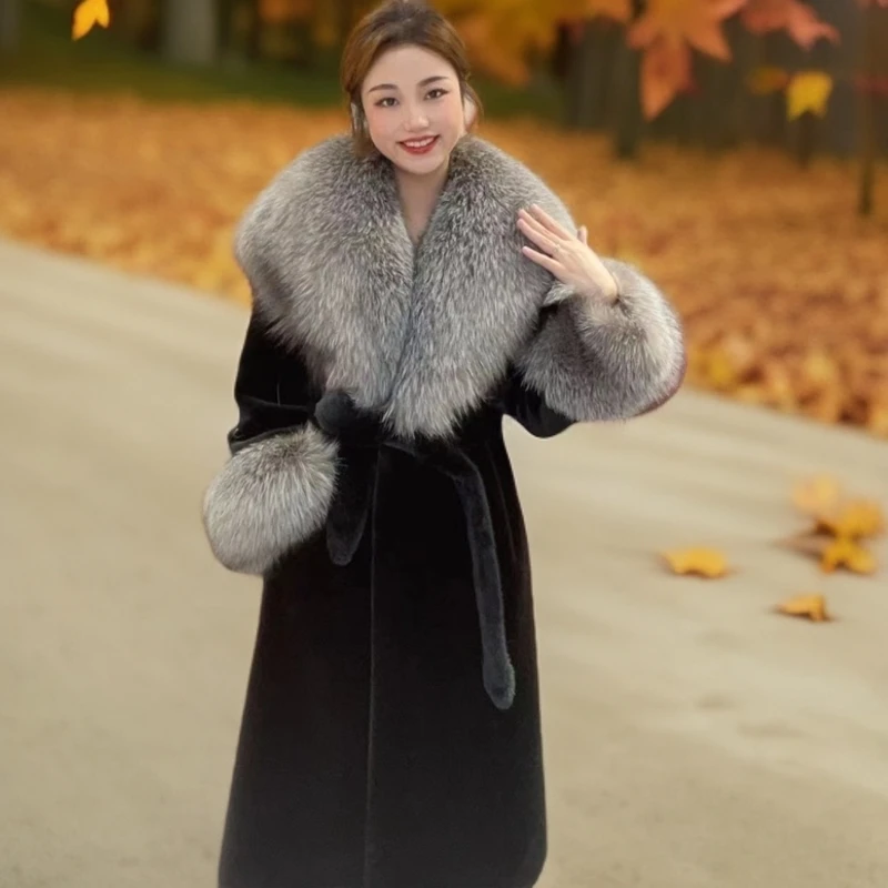 好物哥芬兰进口狐狸毛超大毛领 2025新款气质冬季长款皮草外套女
