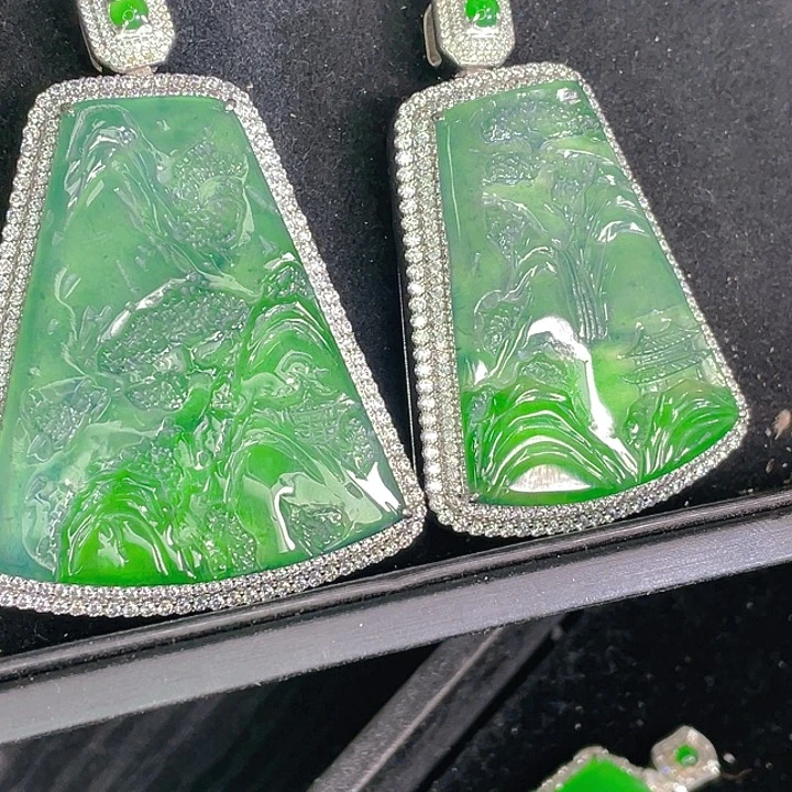 翡翠吊坠(不含链)未镶嵌