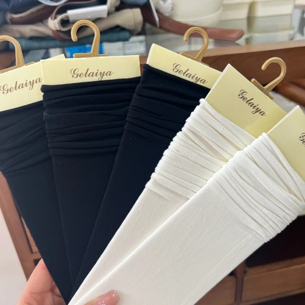 透气中筒袜薄款极简风女纯色短袜黑色春夏季百搭堆袜