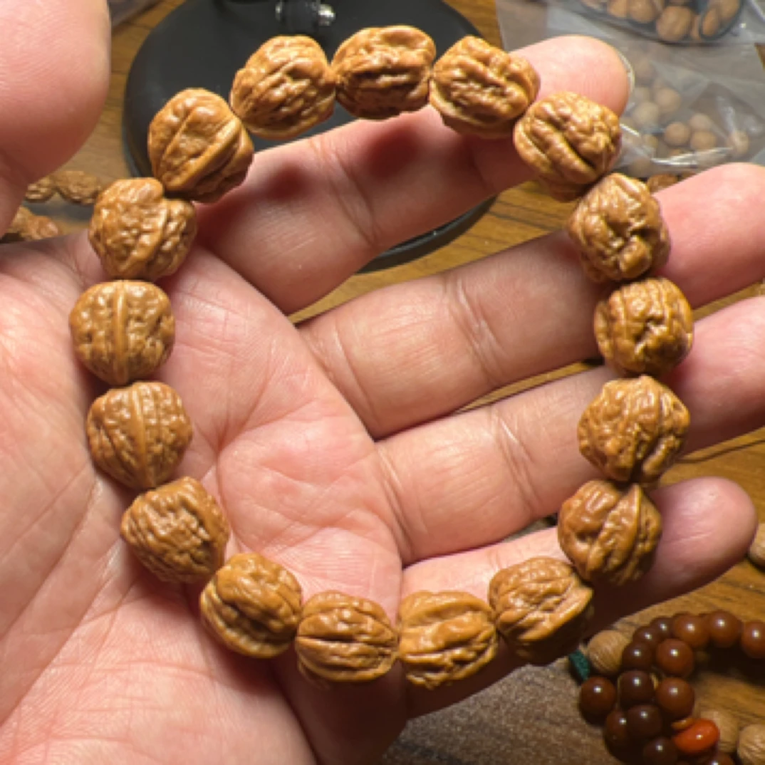 文玩核桃野生蛤蟆头