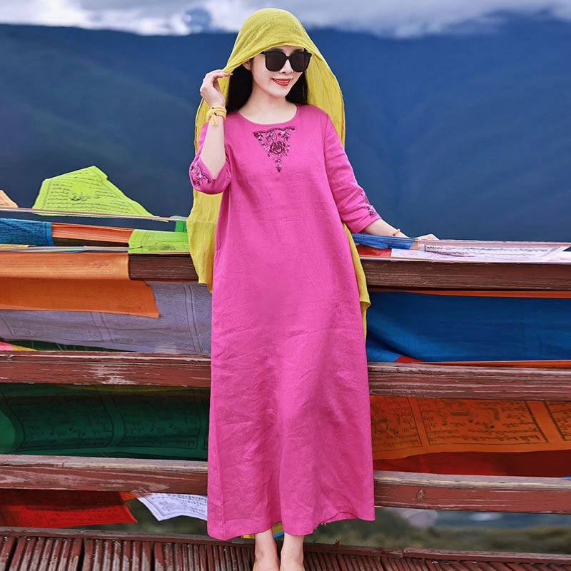 年夏季新款文艺连衣裙纯色绣花中长裙复古宽松高档裙子