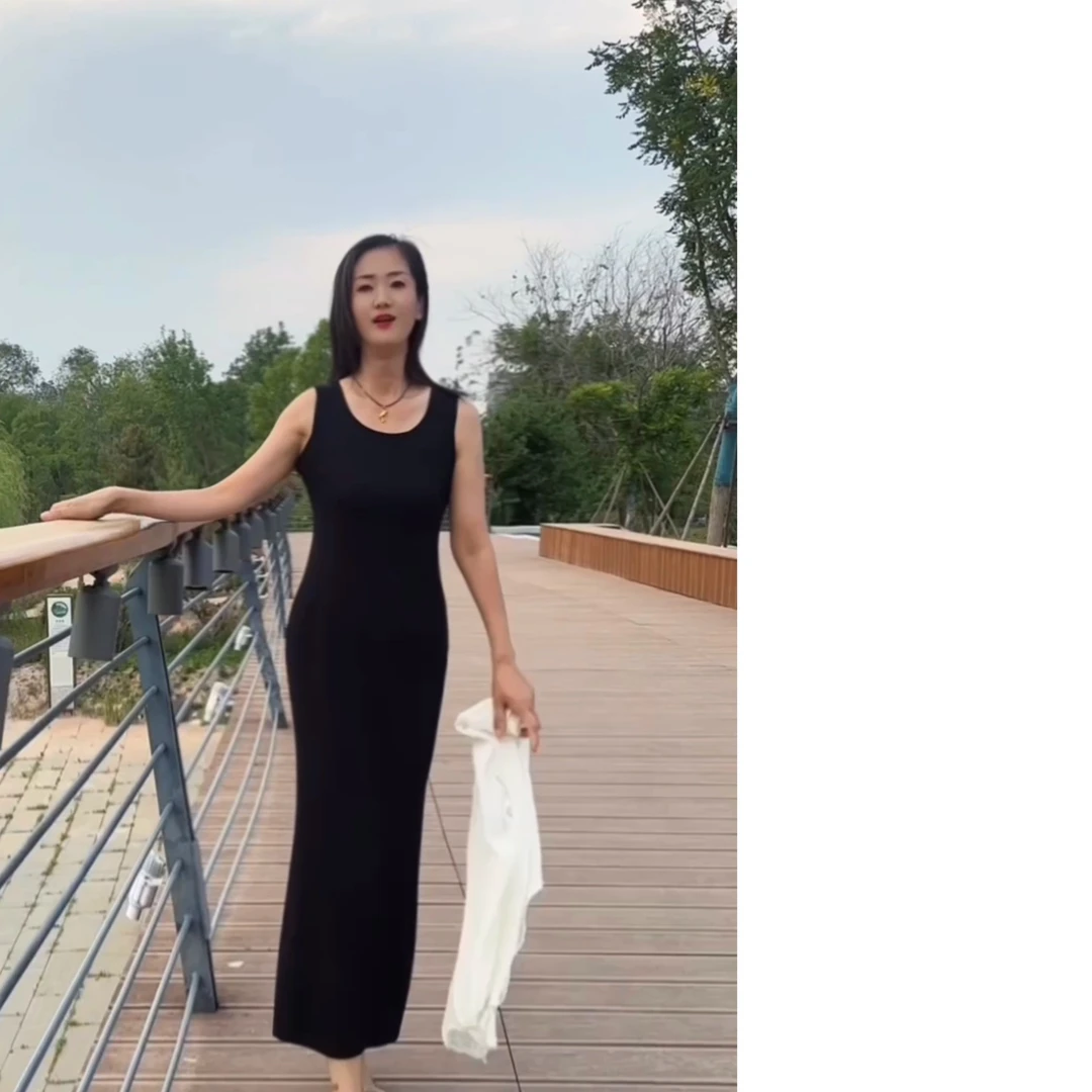 夏季女装新款连衣裙长裙吊带裙黑色宽松显瘦中长款背心裙背心裙