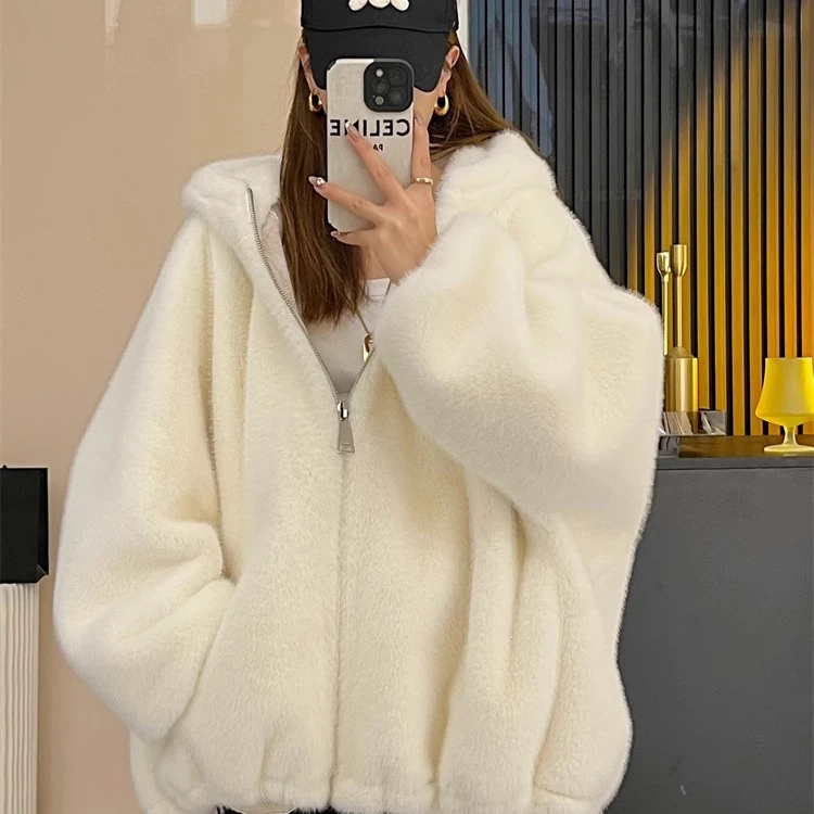 毛毛外套女2024秋冬新款仿水貂毛绒加厚皮毛一体短款连帽保暖上衣