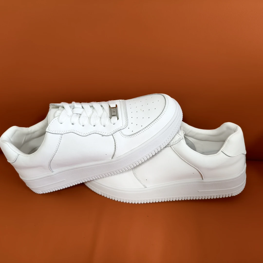 2024新款小白鞋百搭时尚男女同款空军一号休闲板鞋