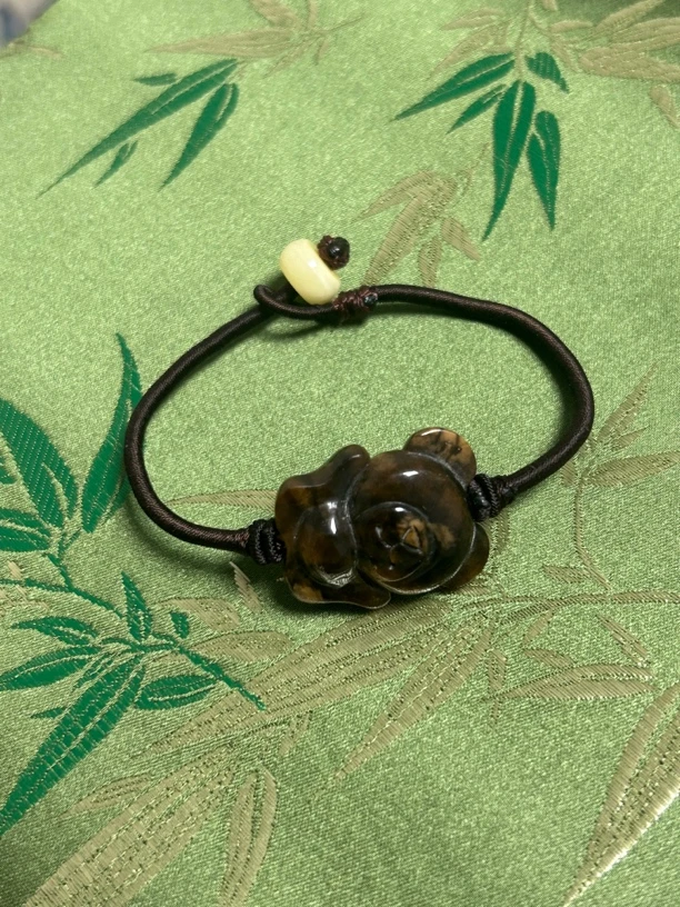 天然琥珀蜜蜡缅甸琥珀小熊绕线手绳纯手工编织抱抱熊