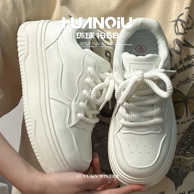 HUANQIU/环球厚底小白鞋女增高2024爆款休闲百搭潮鞋学生ins小众