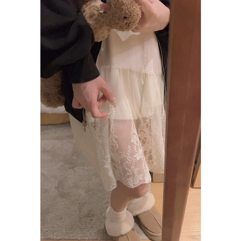 Yukiss直播【叠穿加分项！蕾丝拼接吊带长款背心裙】拼接背心裙A4768