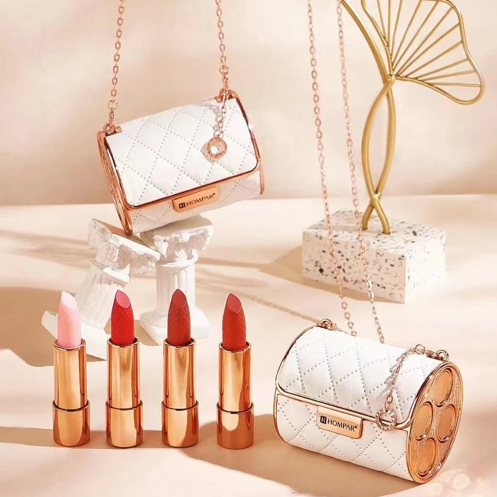 新款520情人节送女友老婆闺蜜口红套装礼盒不沾杯不掉色润唇礼物