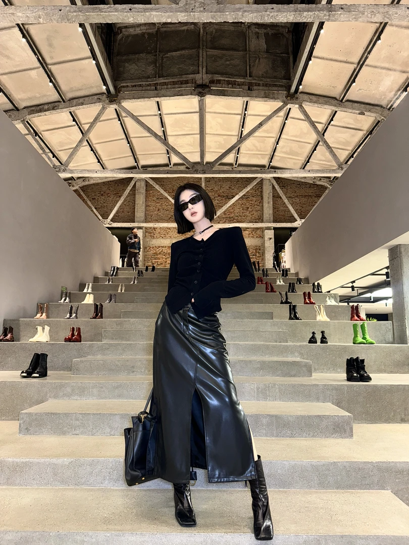 邓蕾婷【S身型】秋冬不规则设计感开衫修身显瘦V领时尚百搭上衣