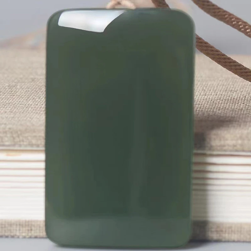 湖水绿和田玉平安无事牌吊坠男女情侣款玉石挂件送礼佳品佩戴大气