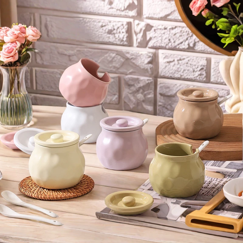 轻奢家用陶瓷调料罐盐罐调味罐油泼辣子耐高温创意简约欧式带盖