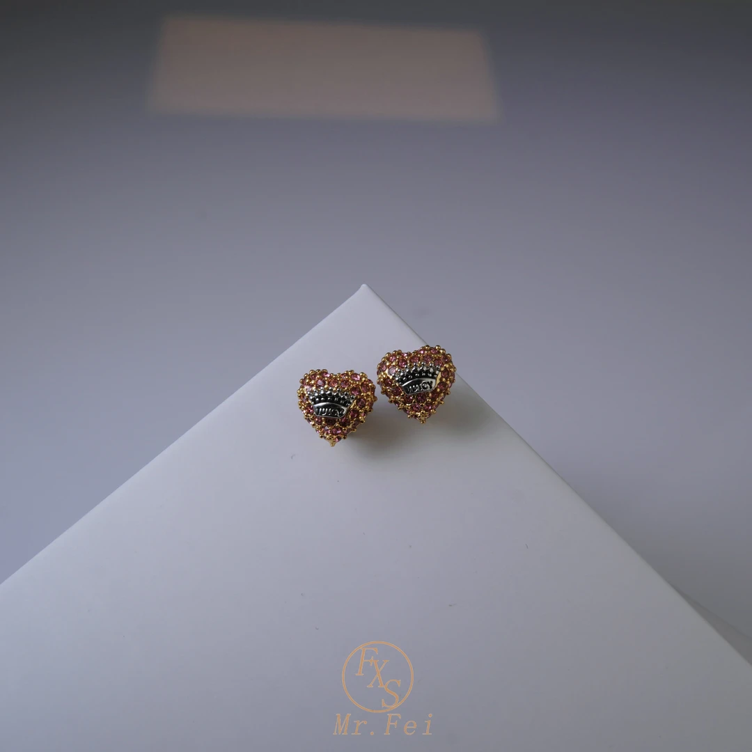 铜合金耳饰 溯源好物设计师款满镶爱心耳饰∽8168