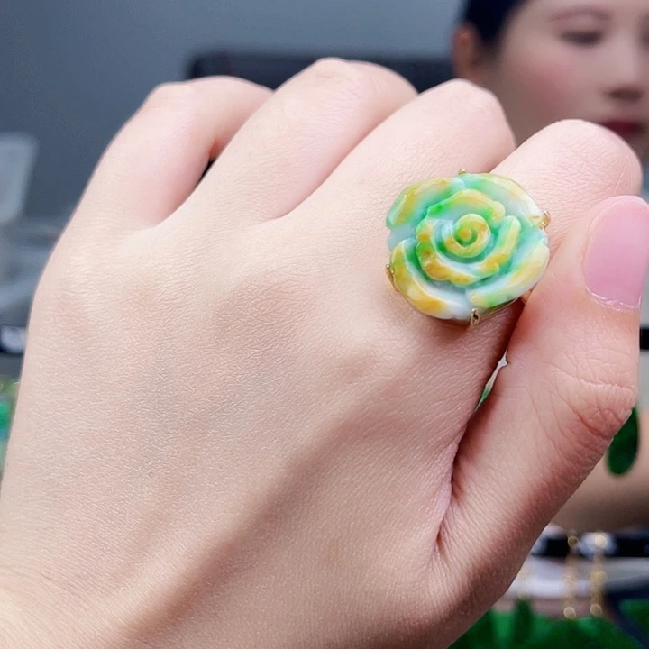 翡翠戒指银S925镶嵌饰品