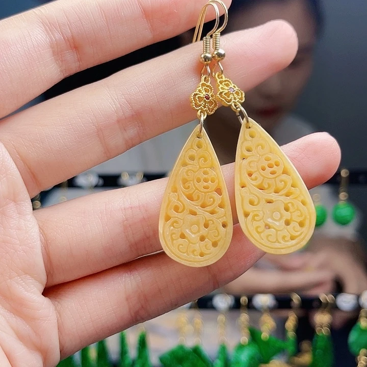 翡翠耳饰未镶嵌饰品